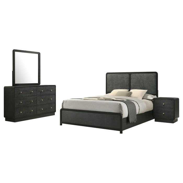 Cavelle 4-piece Eastern King Bedroom Set Black