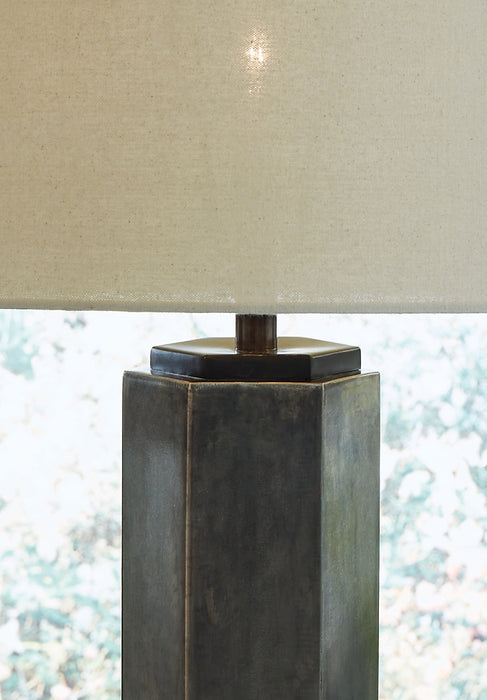 Ashley Express - Dirkton Metal Table Lamp (1/CN)