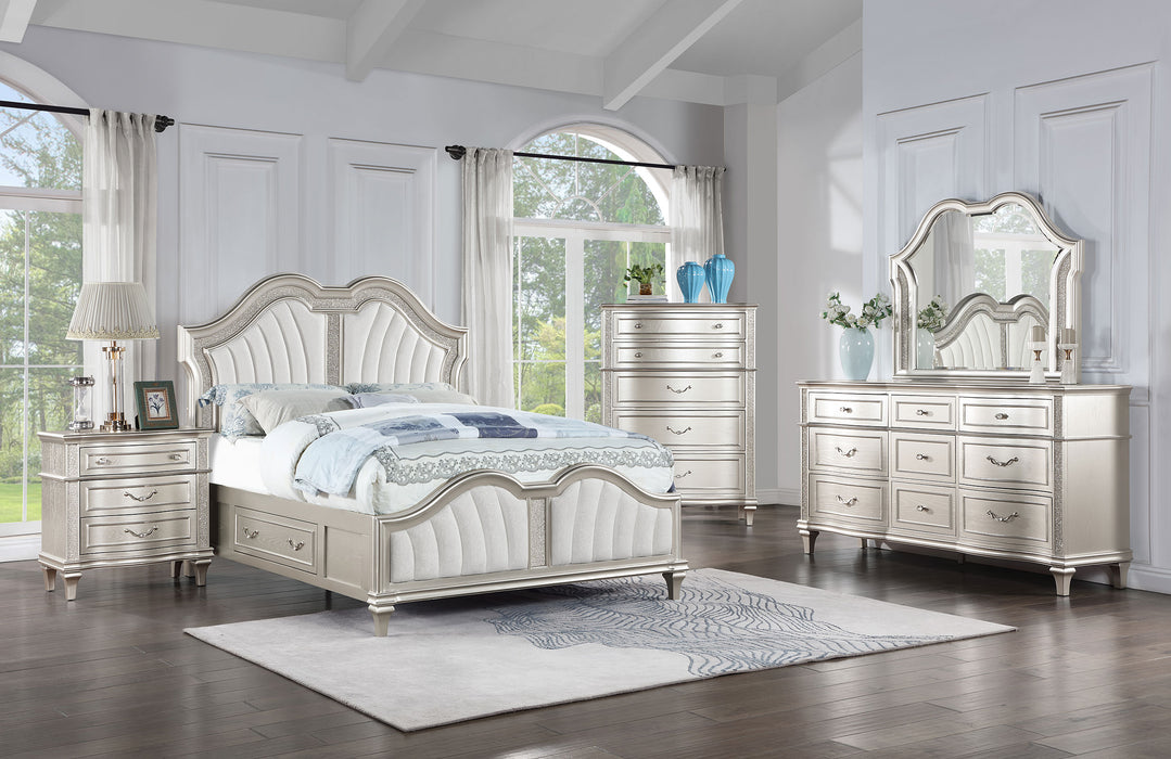 Evangeline 5-piece Eastern King Bedroom Set Silver Oak