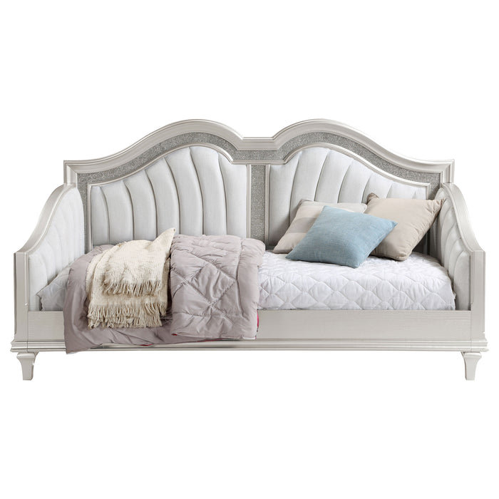 Evangeline Upholstered Twin Daybed Silver Oak